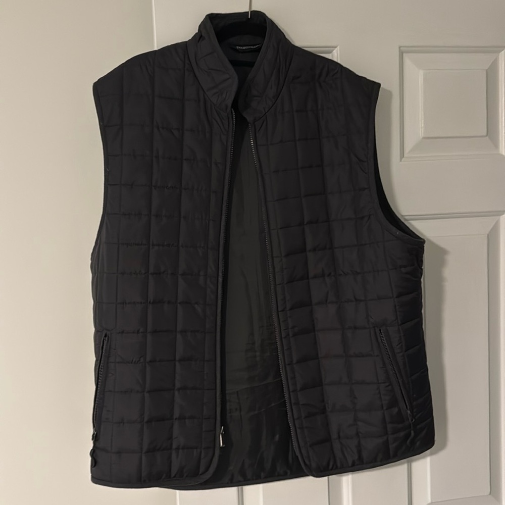Tricots St Raphael Quilted vest men’s size XL